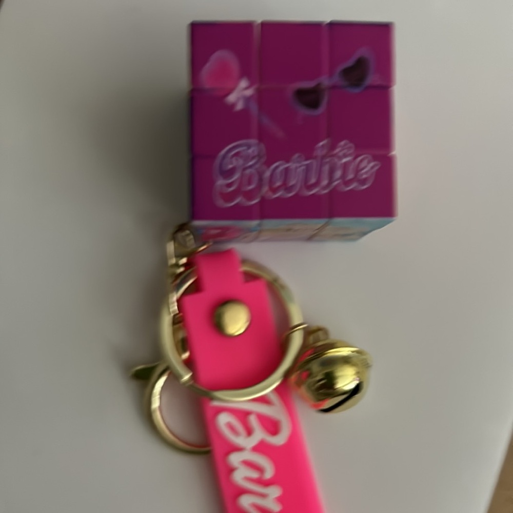 Barbie Keychains - Picture 9 of 9